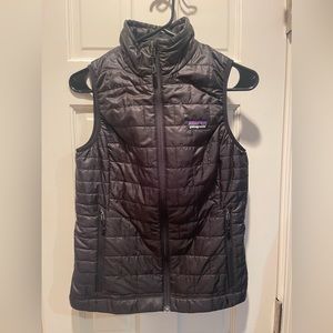 Women’s Patagonia nano puff vest